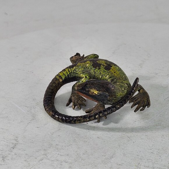 Vienna Bronze Lizard Figurine With Screws Cold Painted Green Vintage 2.5 Inches - Picture 3 of 12